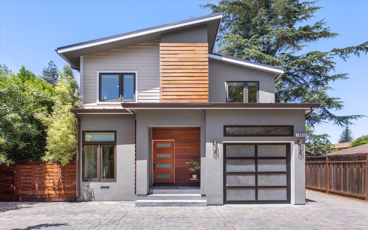 1002 Middle Avenue