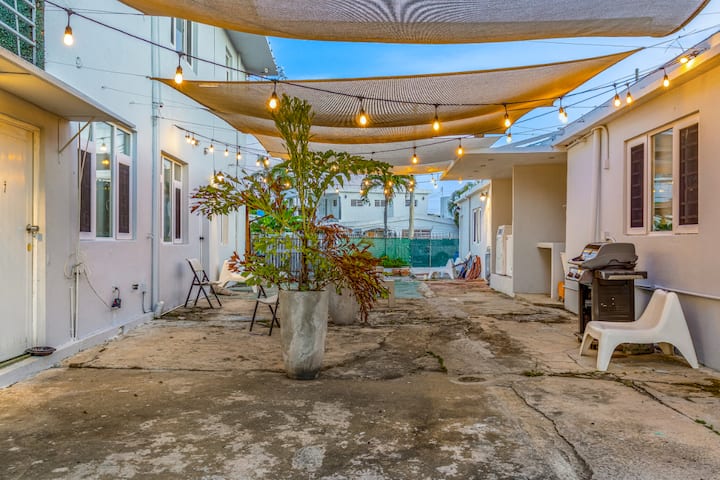 Beach House Apt 11 • Sleeps 4 • Kitchen + Sofa Bed - Airbnb