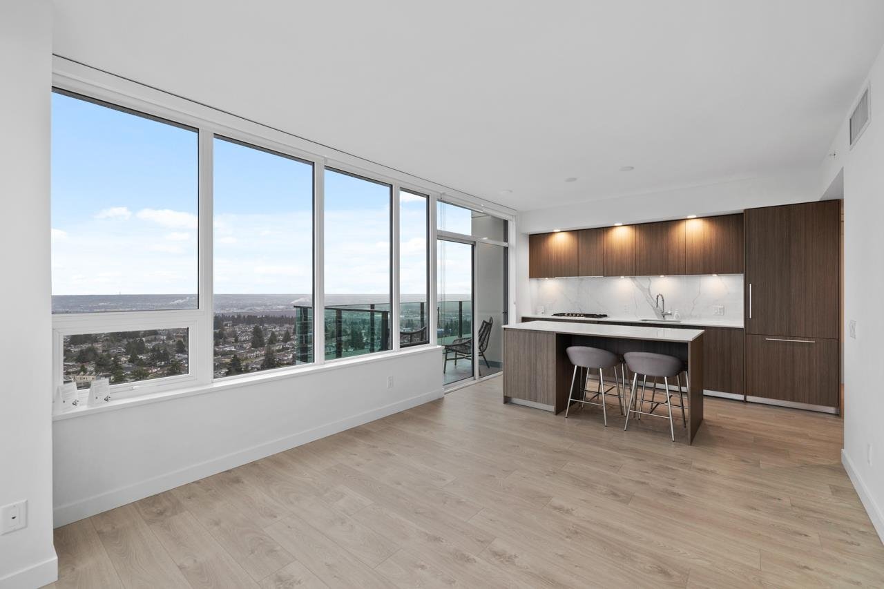 3002-6463 Silver Ave