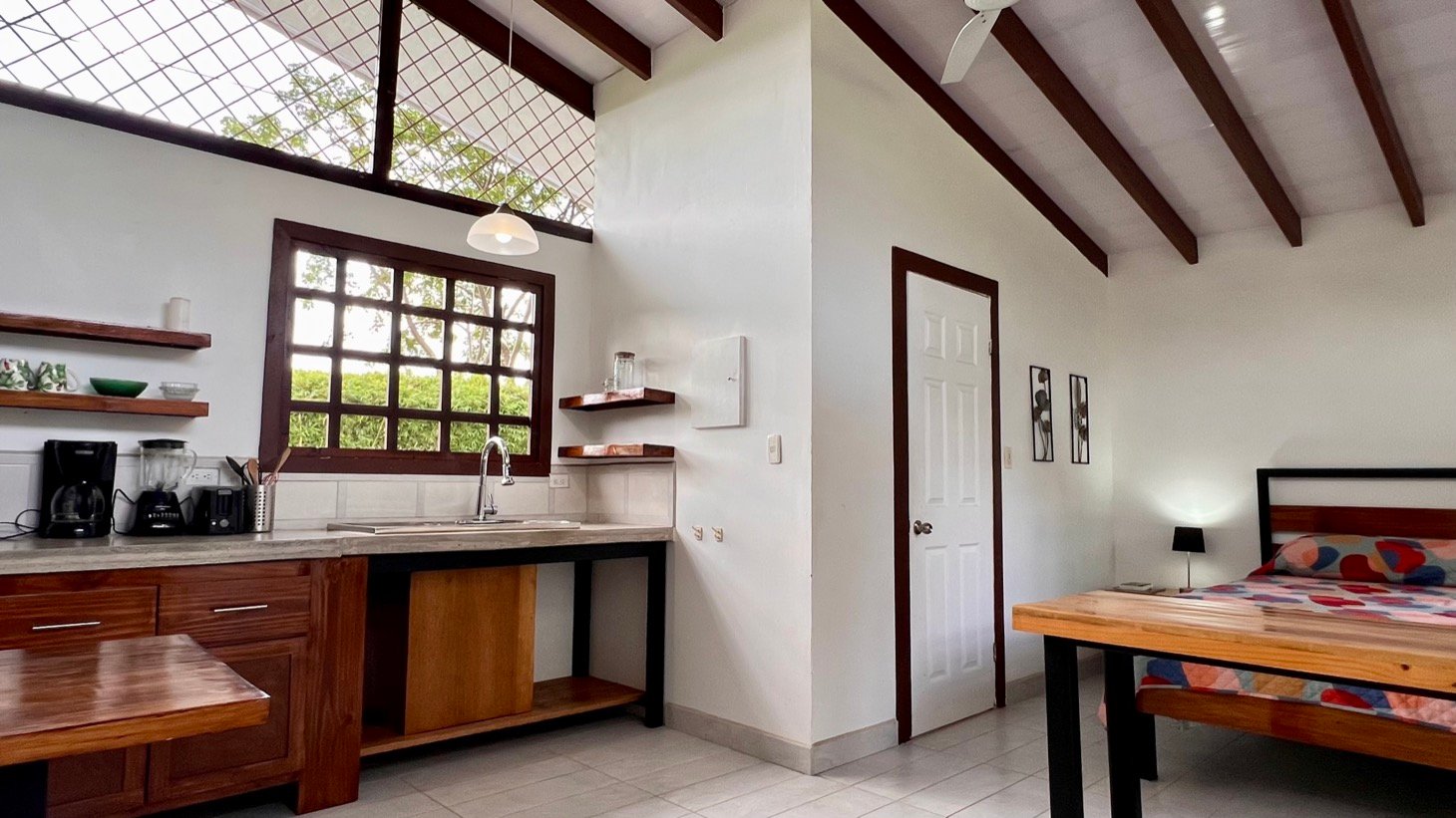 Home, 2 Rental Cabinas & Expansion Potential in Ojochal