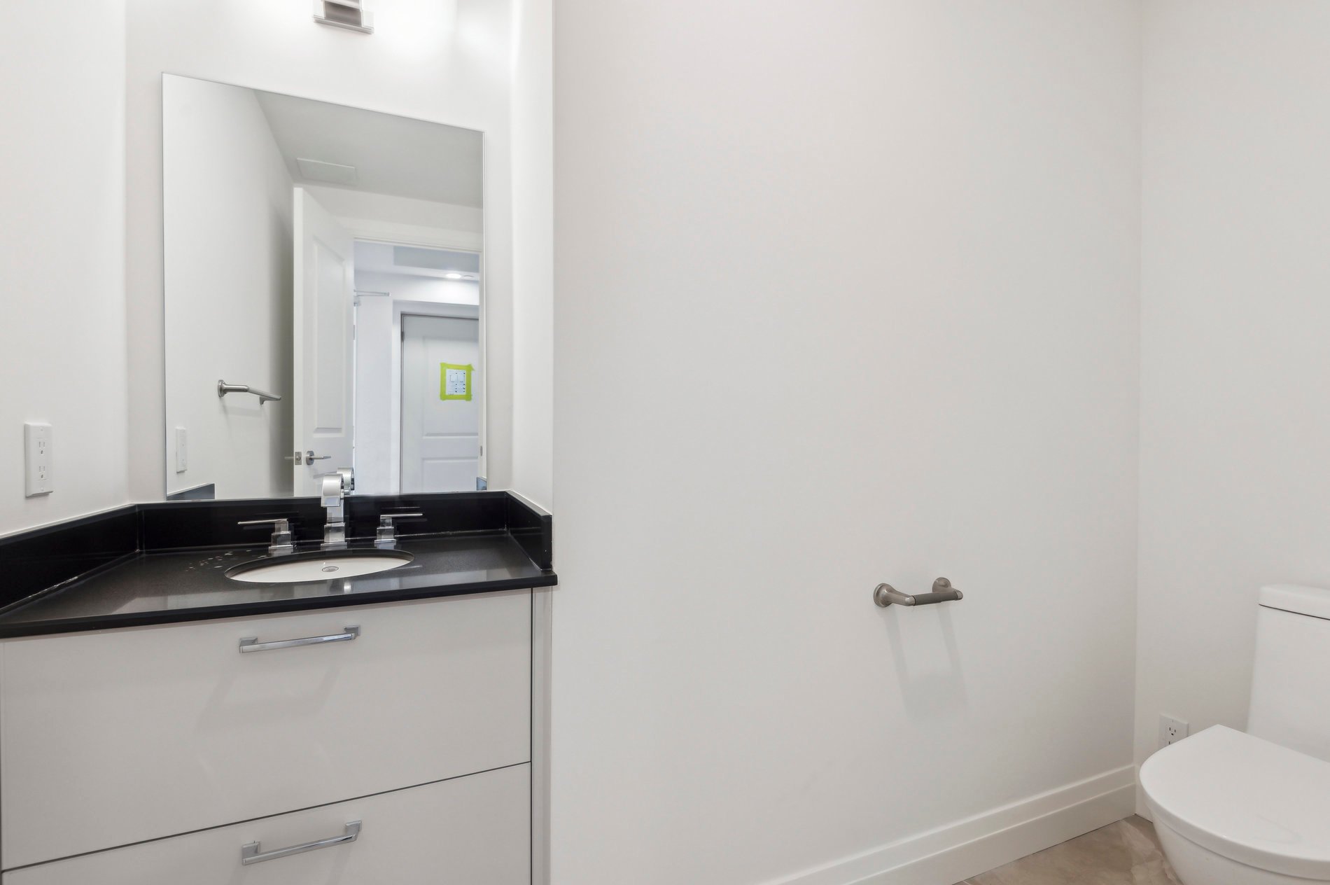 285 Avenue Road #601