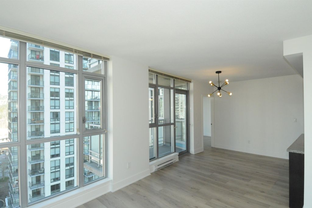 3008 Glen Dr, #1702