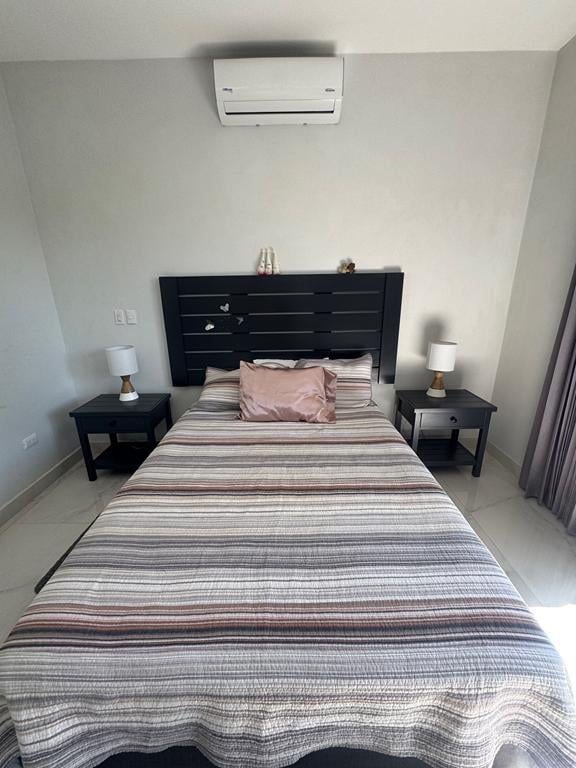 3-Bed Coastal Villa – Marina Access