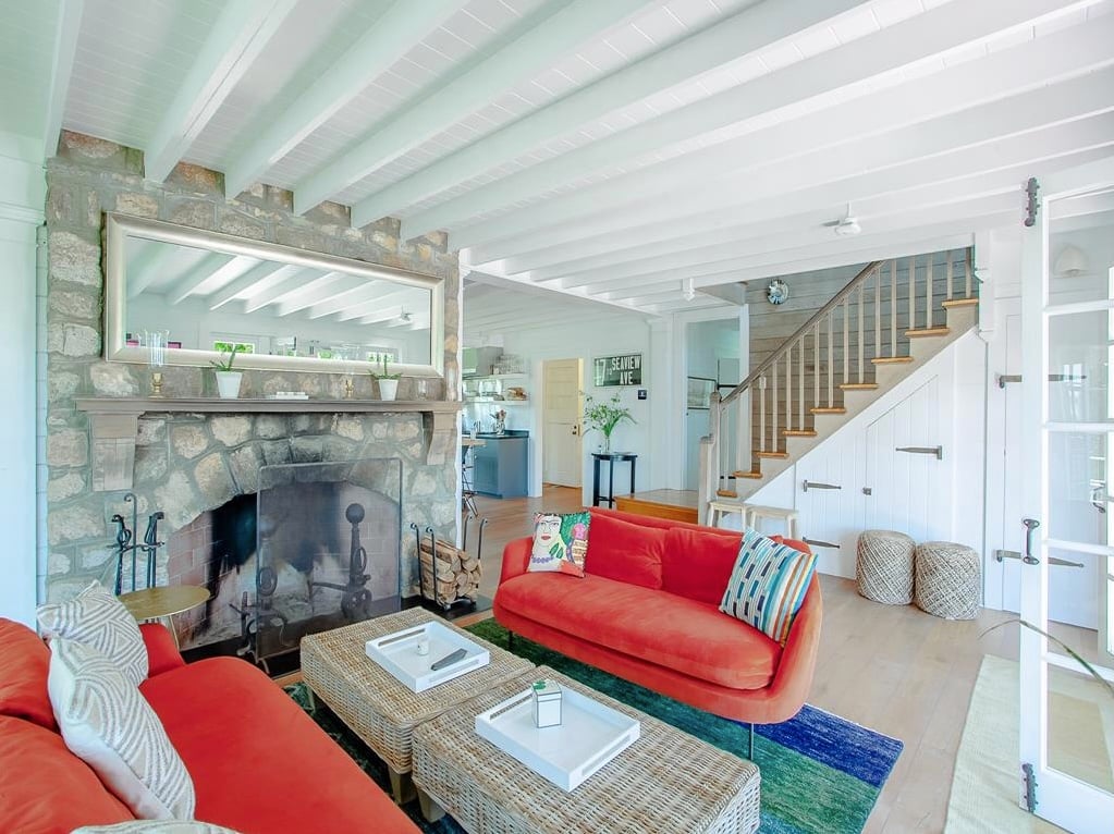 262 Seaview Ave