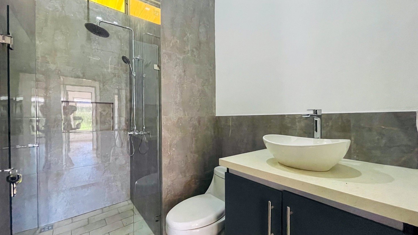 Brand New Three-Bedroom Mountain View Home in Ojochal, Costa Rica