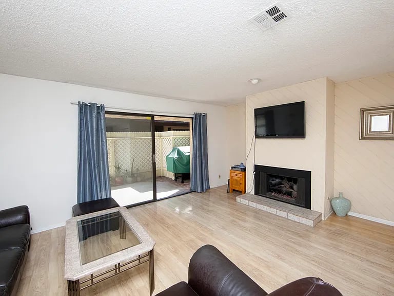 11602 Downey Ave #A