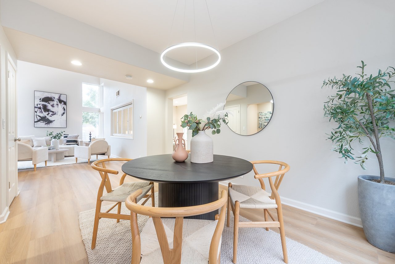 Meridien Court - Gated Community!