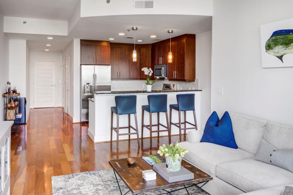 1080 Peachtree St NE, #1905