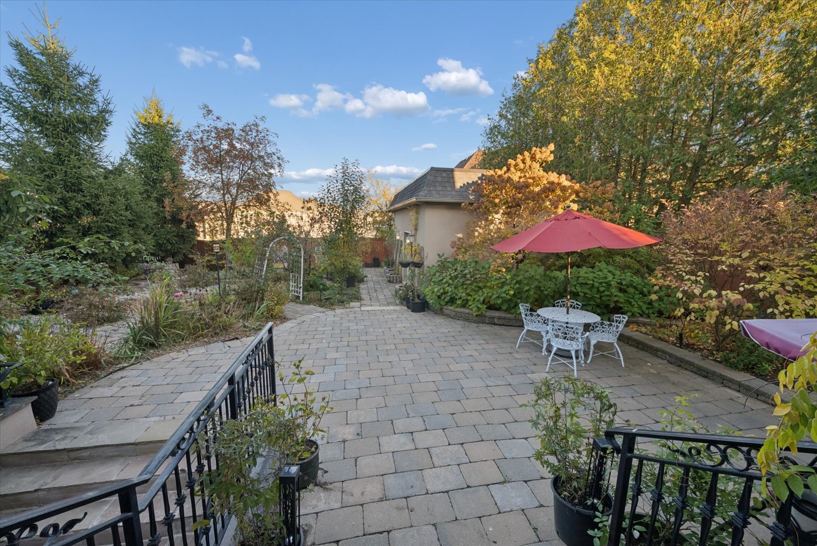 7 Toscanini Rd 