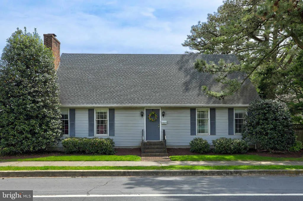 700 Bayard Ave