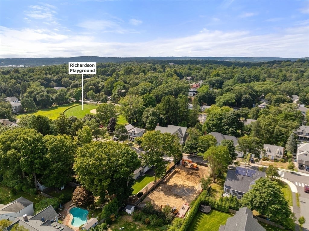 98 Beethoven Ave