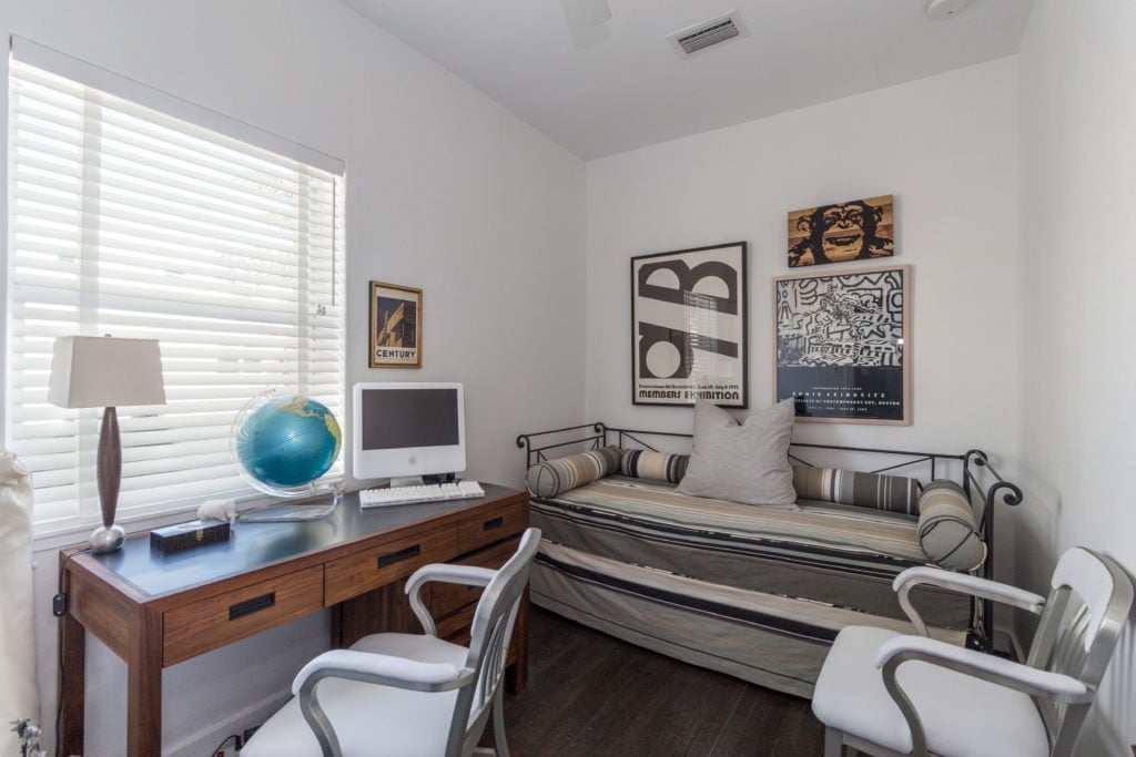 3 Bedroom Waterfront Mid-Beach Art Deco Landmark Hits Market at $525,000!