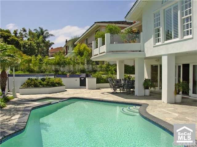 14 MISSION BAY Dr