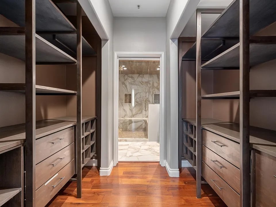 Spacious West Hollywood Townhome with 2 Beds, 3 Baths & Prime Location