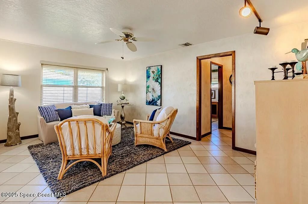 140 Satellite Ave