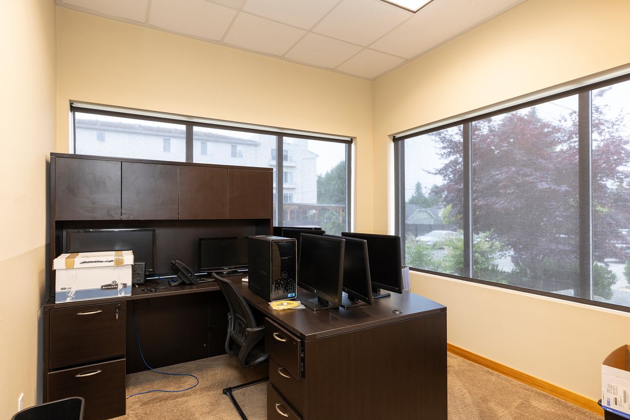 6075 California Ave SW | Office Sublease