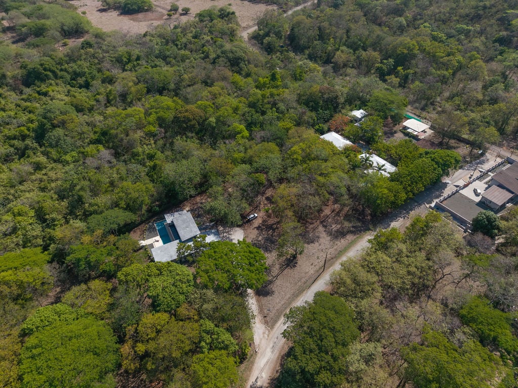 Casa Avalon |  New 4-Bedroom Home on 1.48-Acre Lot – Build 2 More Structures, Just Minutes from the Beach! 