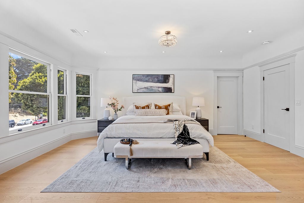 785 3rd Avenue · Photo 3