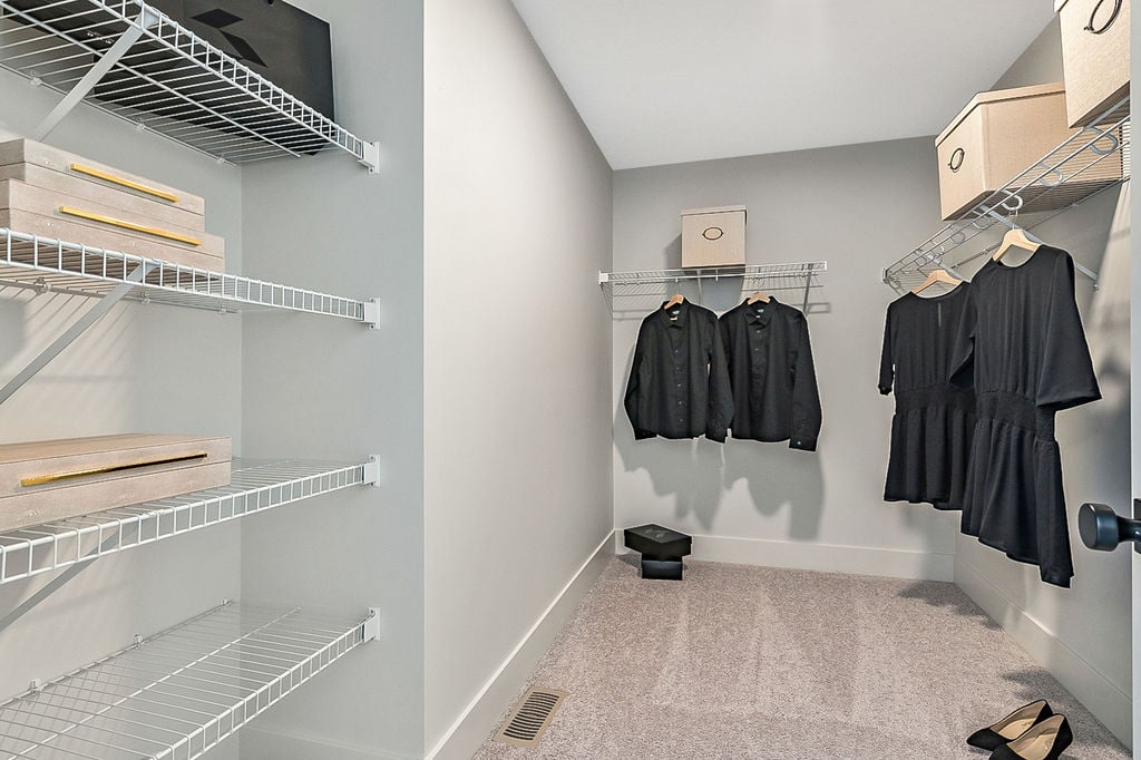 190 Annette Landing NW