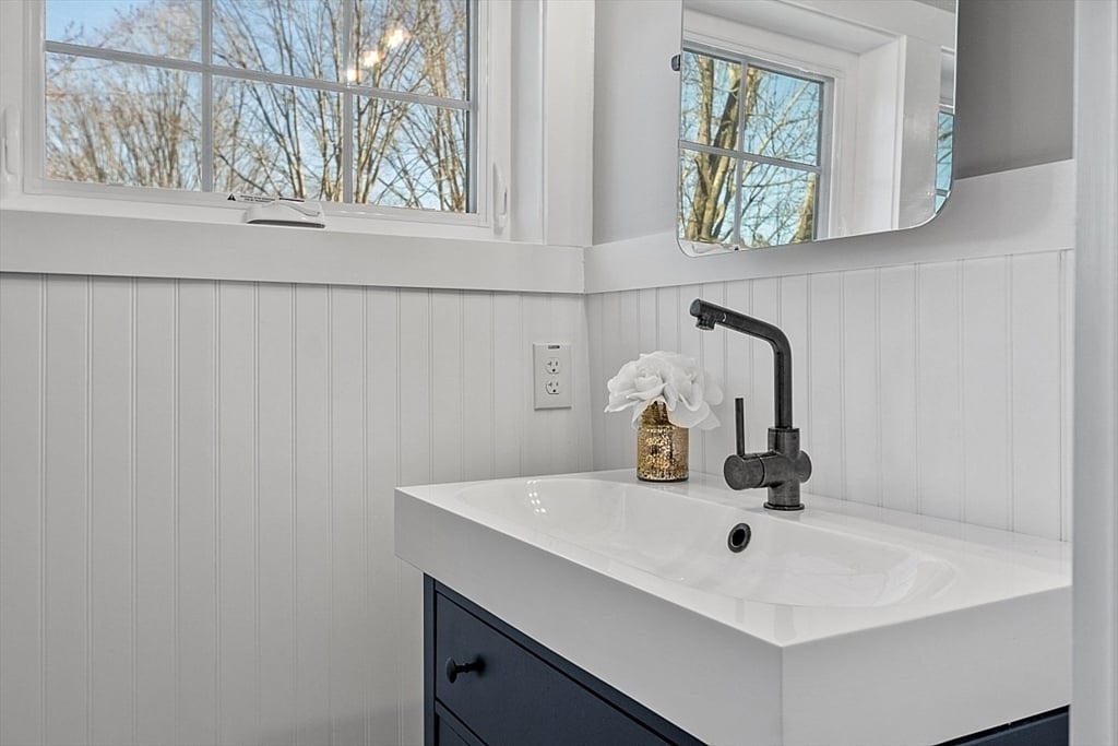 36 Pleasant St