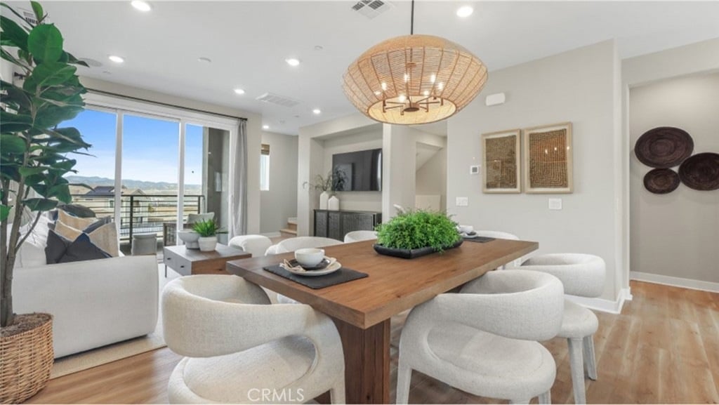 New Construction Townhome in Valencia