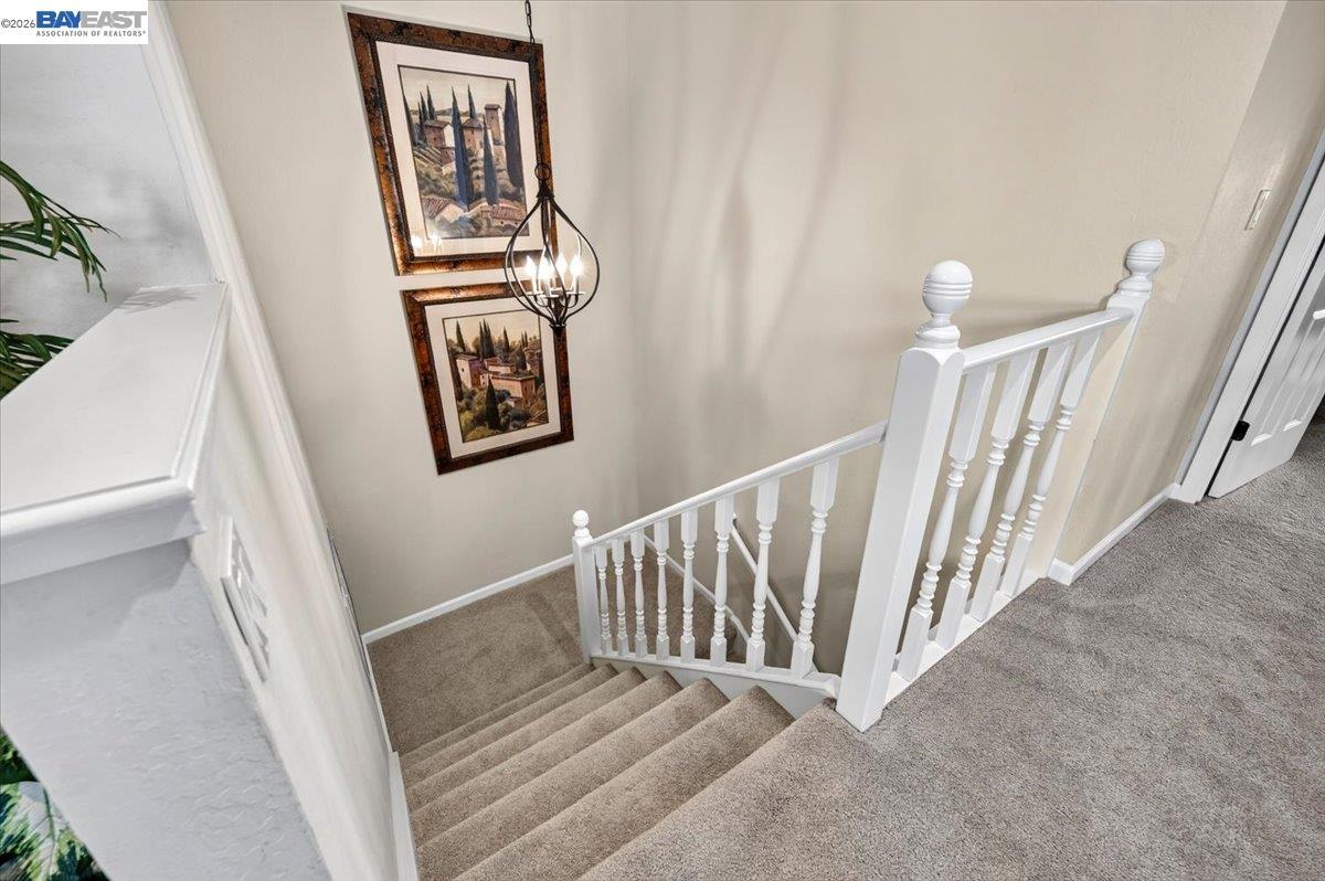 525 Silver Oak Ln