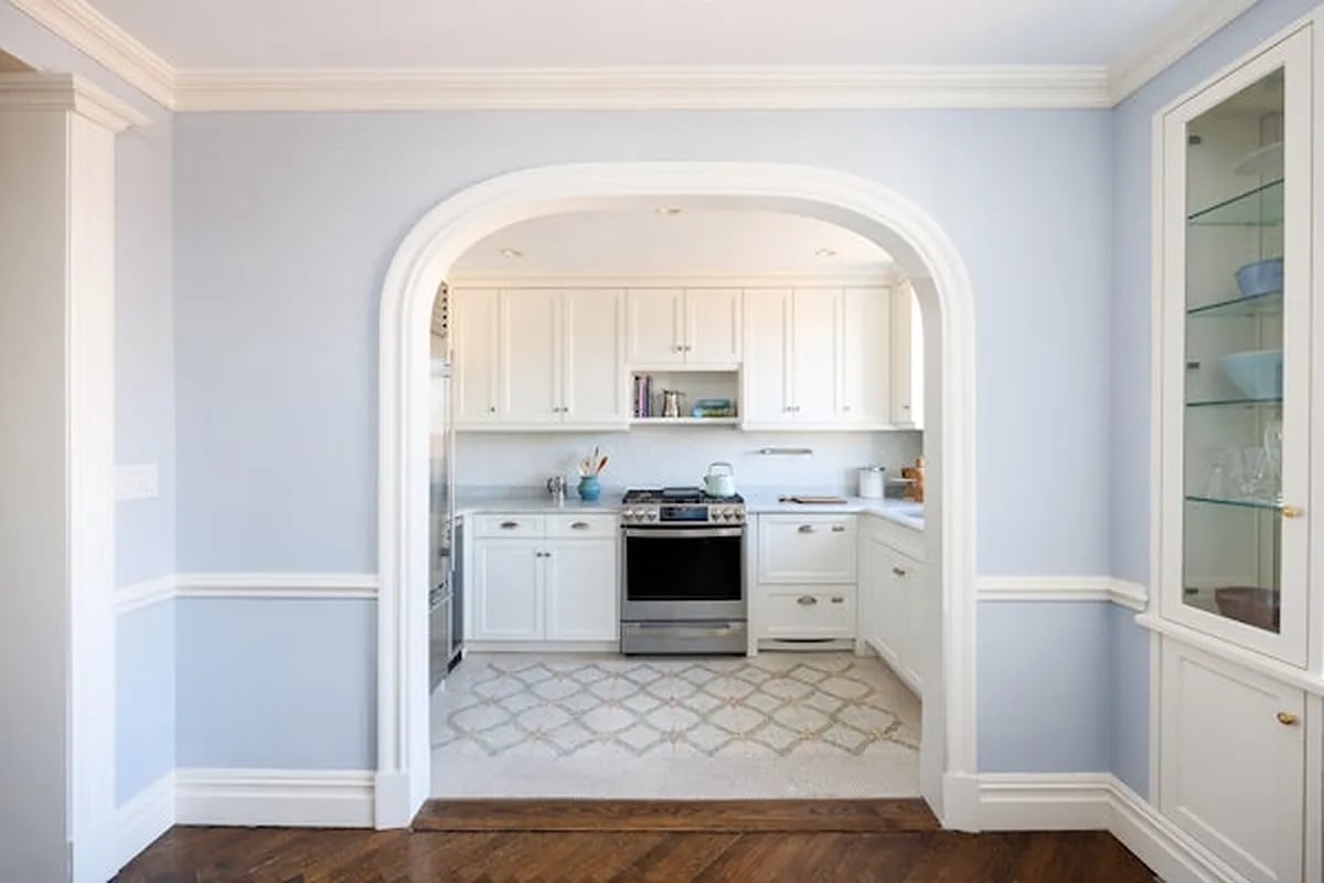 140 Riverside Dr, #18O