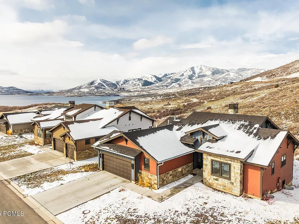 12709 N Belaview Way