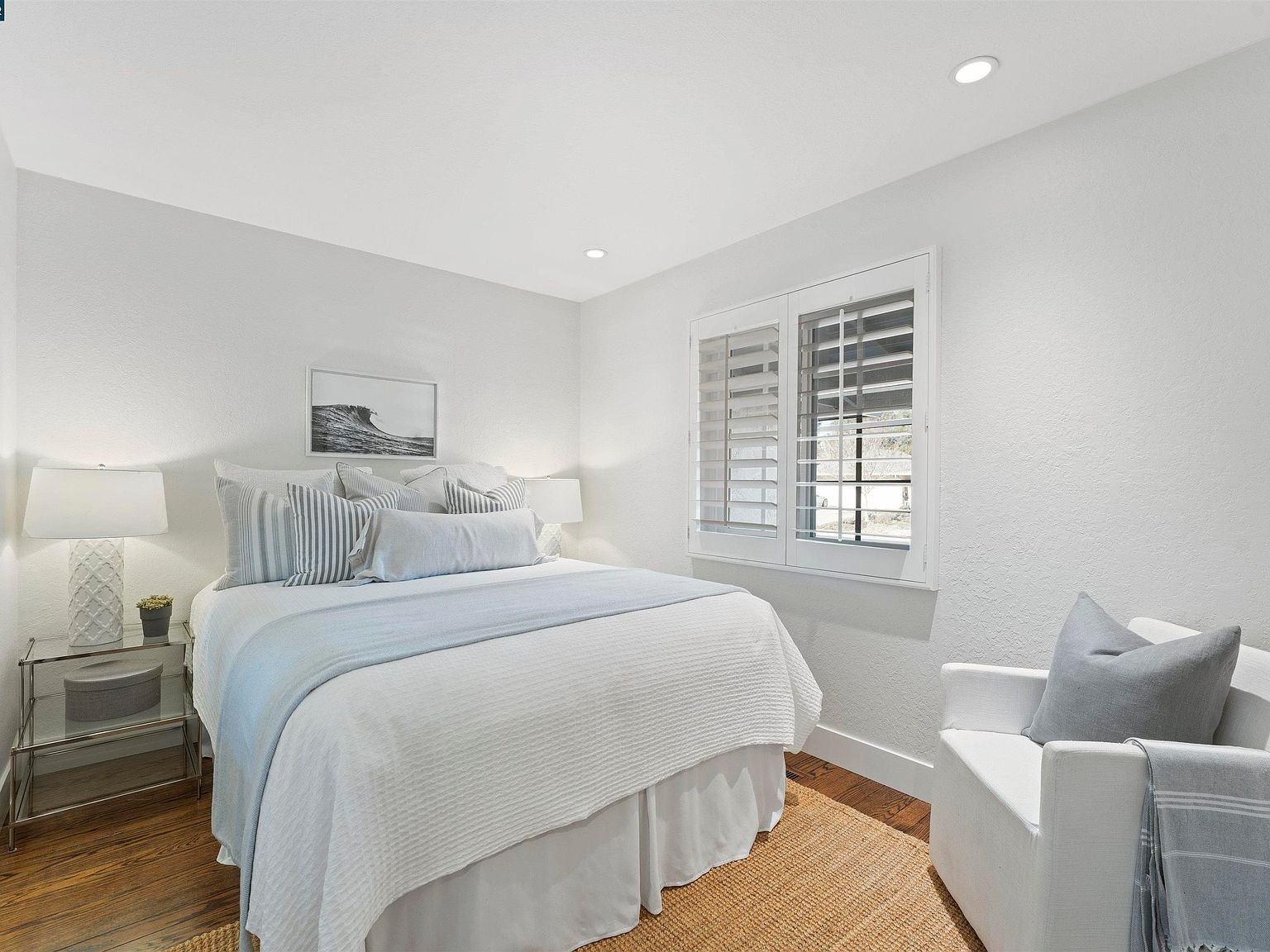 1410 De La Cruz Way