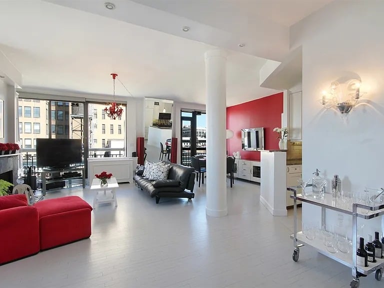 108 Fifth Avenue 19A