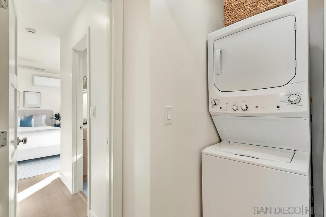 2275 Emerald St, San Diego, CA 92109