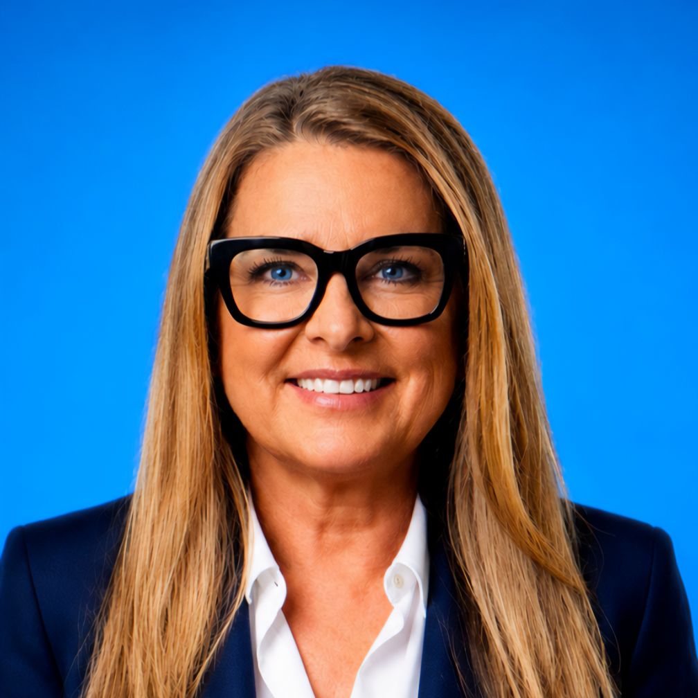 Libby Offnick Charlotte, NC Real Estate Agent Headshot