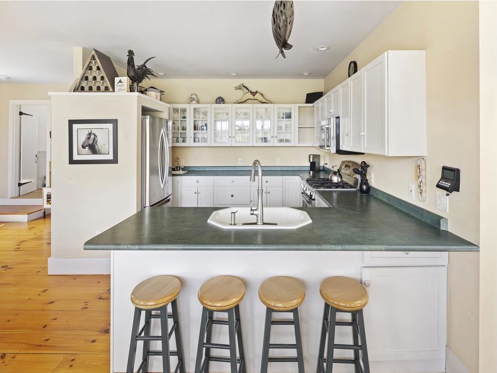 81 Herring Creek Rd