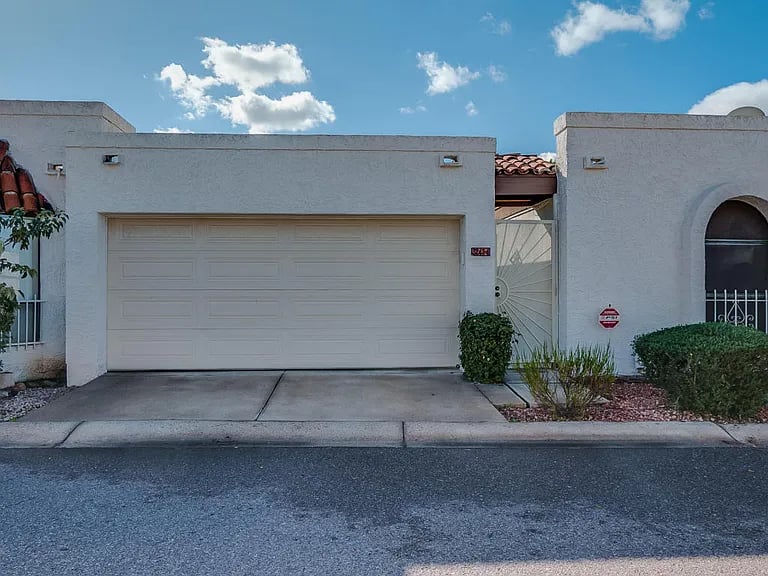 3243 N 38th St UNIT 4