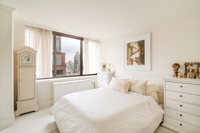 300 East 64th Street #19B