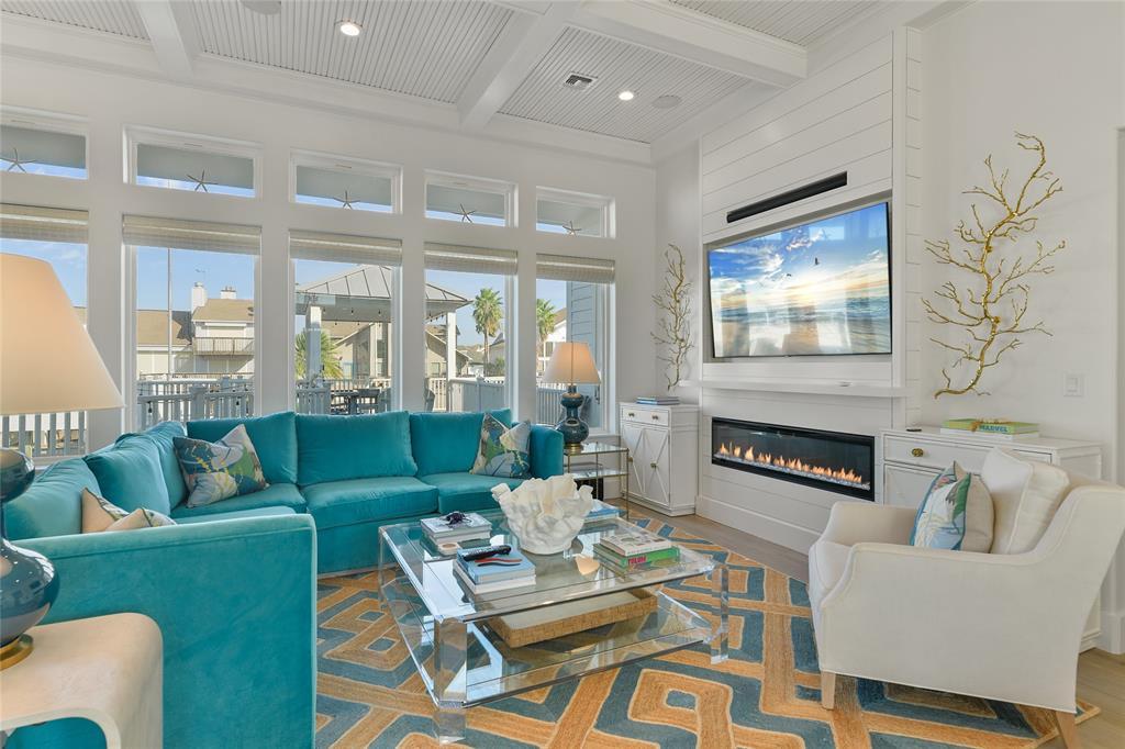 3414 Petite Cir