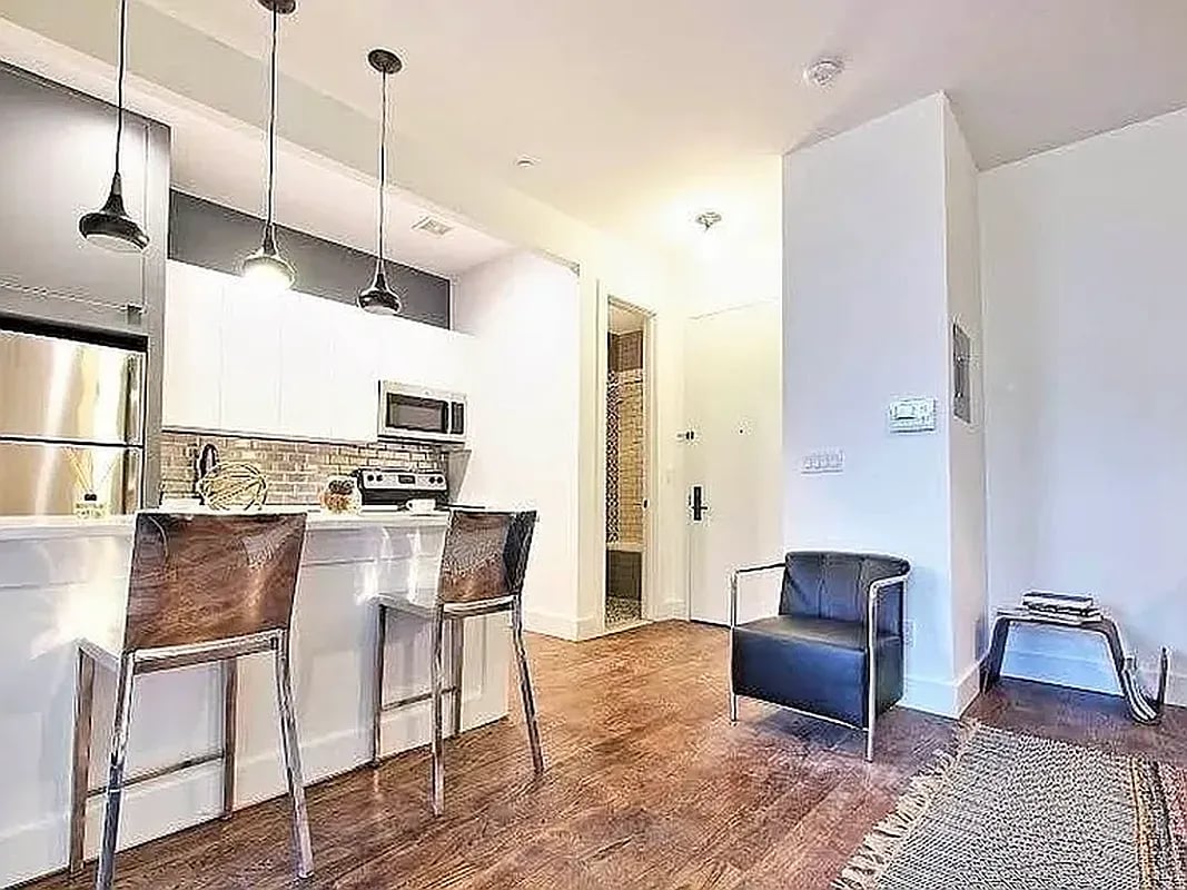 1738 Pacific Street #4A