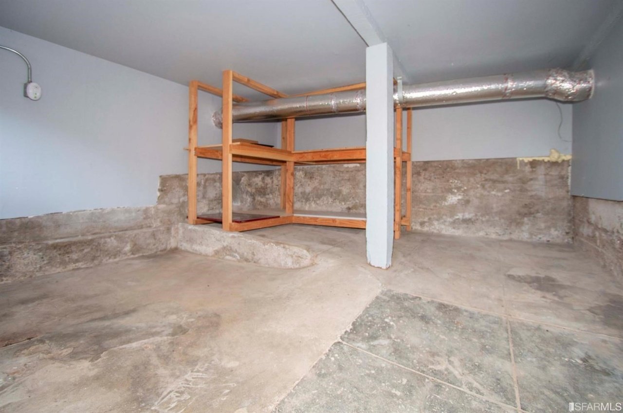 38 Lippard Avenue
