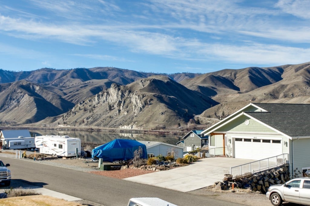 420 W Entiat Dr