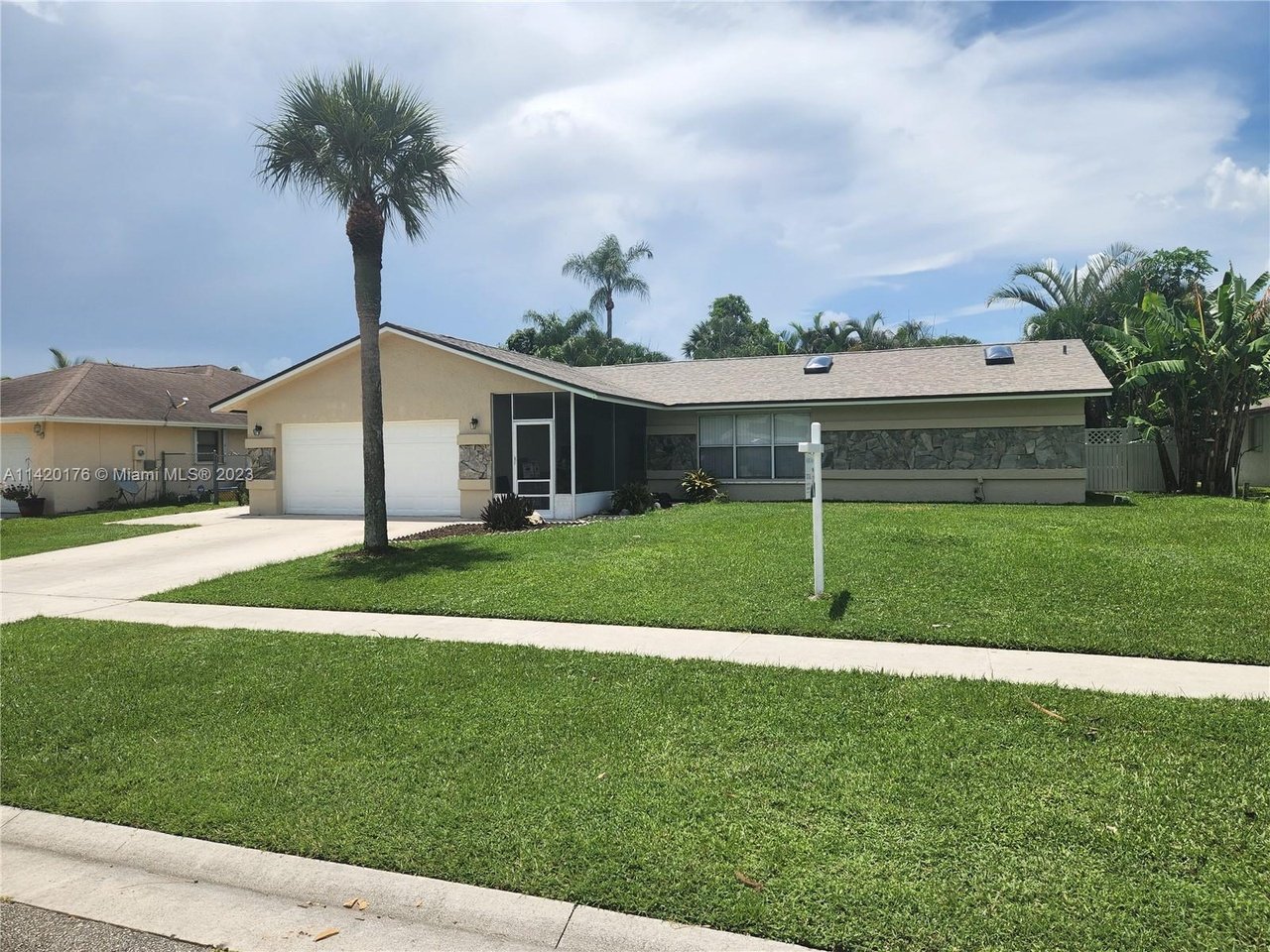 105 Mimosa St