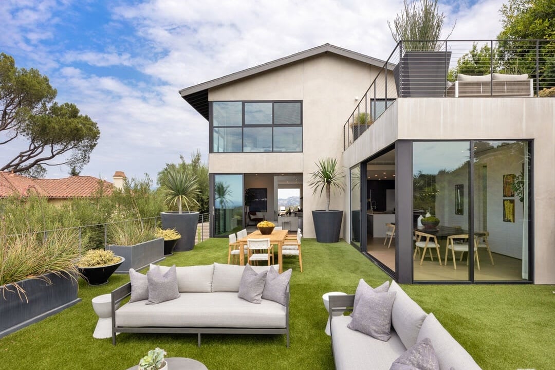 Beverly Ranch Road, 90210