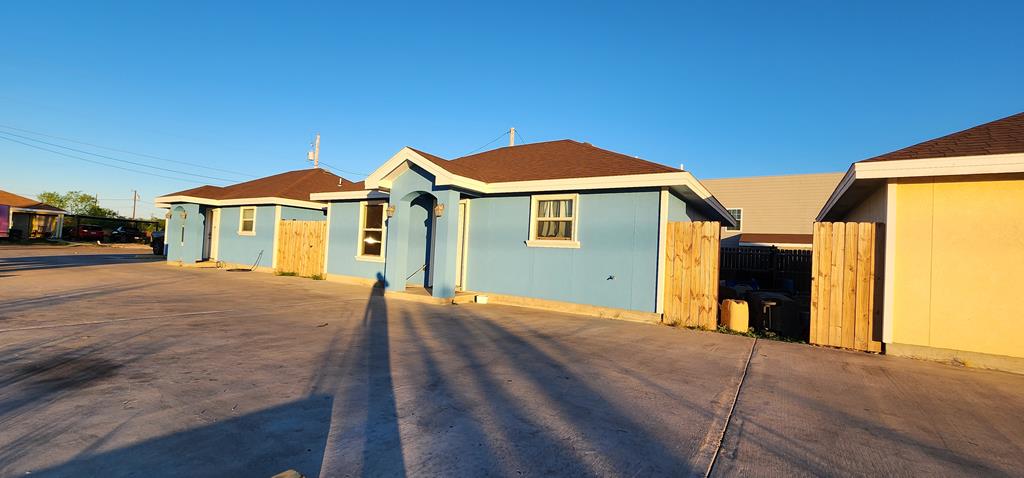 26 Loma Linda Dr