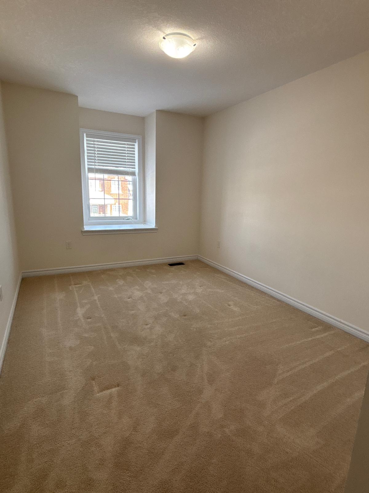 5 SAVAGE Drive, Hamilton, ON L0R 2H9