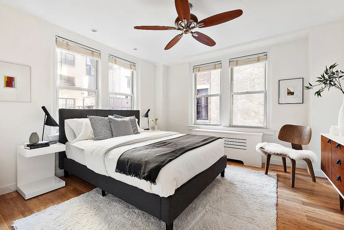 45 5th Ave APT 4C