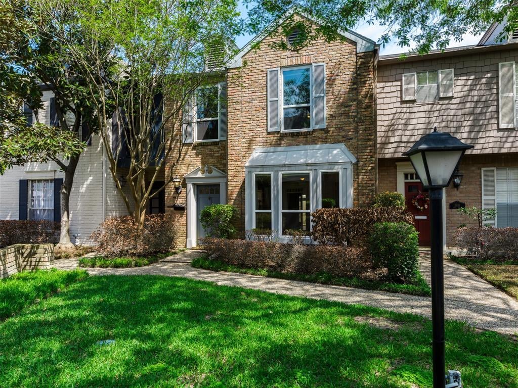 3608 Lake St, #4