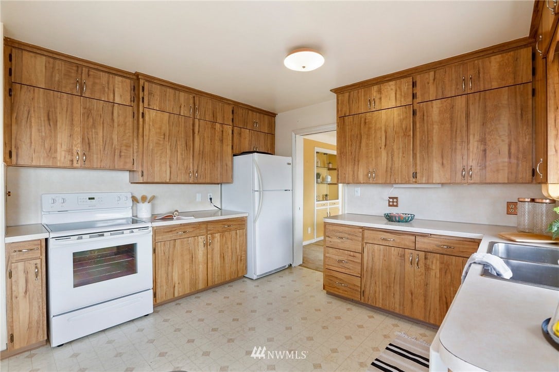 443 View Ridge Dr