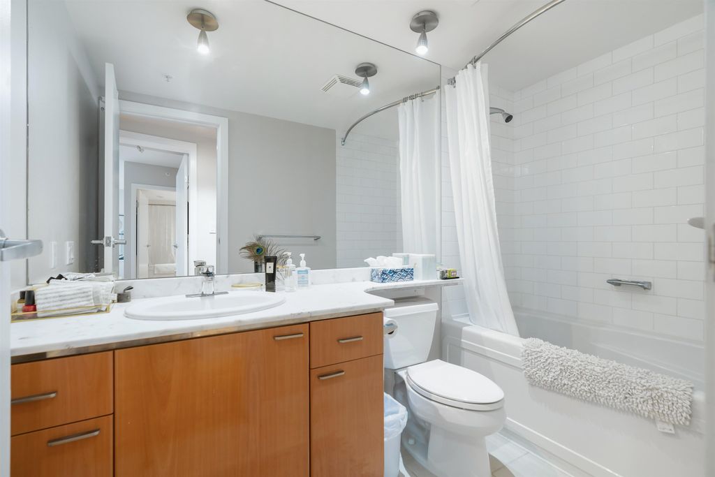 1288 W Georgia St, #3405