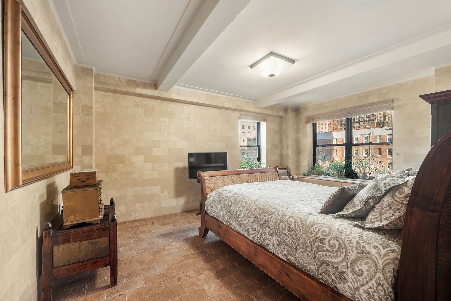 230 Riverside Drive, Unit 4A