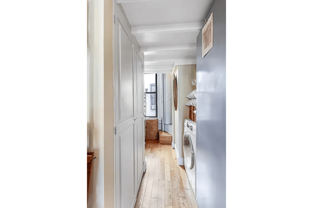 105 Thompson Street Unit 22