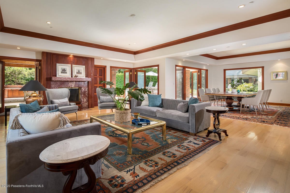 155 S San Rafael Ave